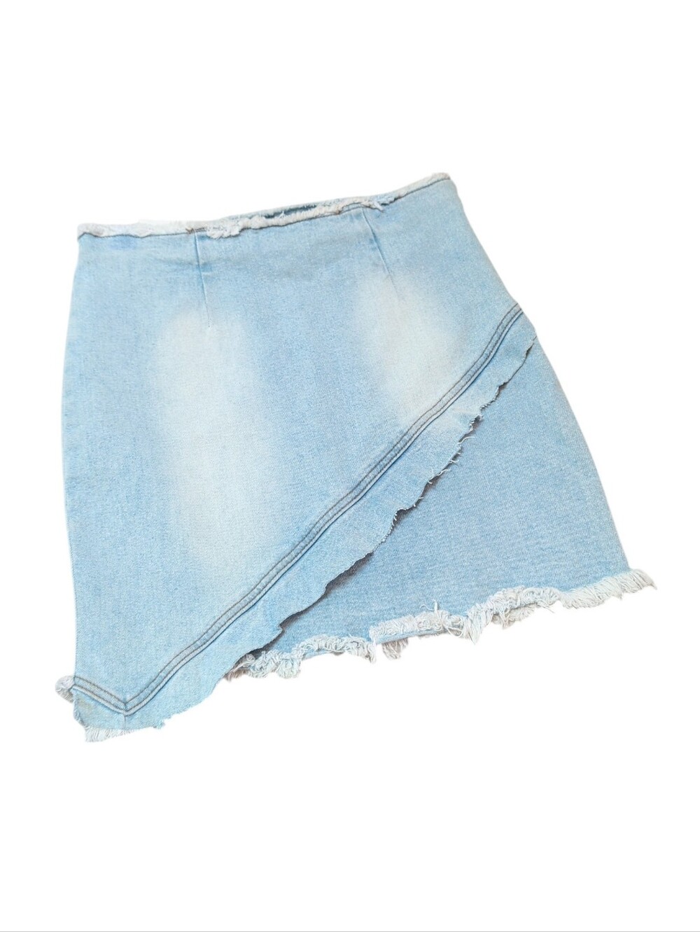 American Bazi, Light Wash Denim Fringe Skirt. Large NWT